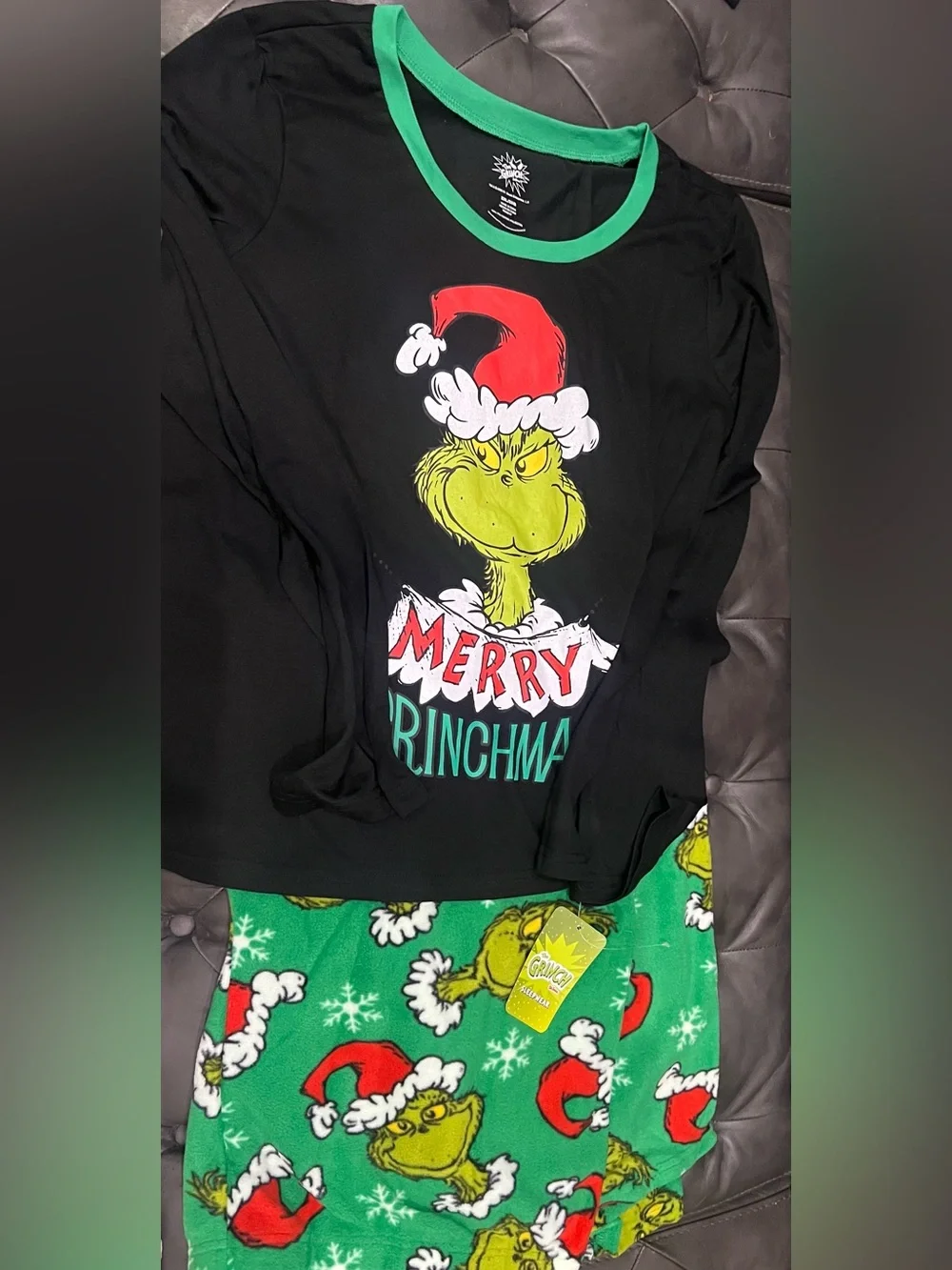 BRAND NEW Merry Grinchmas! Women’s Green & Black Grinch Pajama Set Size 2X